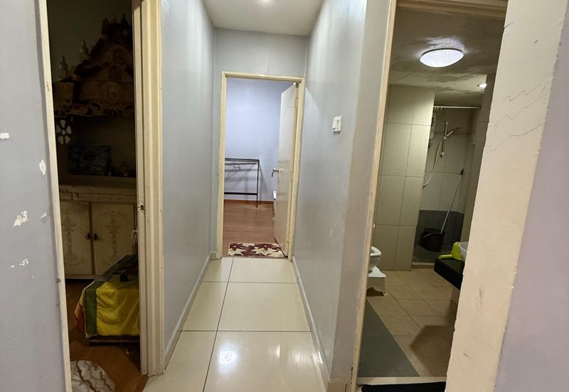 Larkin Residence (Phase Three) - Low Floor Furnished Apartment, FOR RENT !