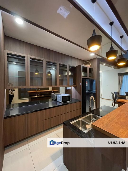 Isola Villa @ Senibong Cove - Waterfront Luxury Bungalow @ Senibong Cove, Canal View Living - FOR SALE!, Johor, Masai