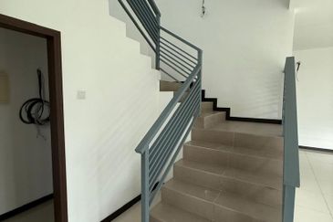  D'Carlton Heights @ Bukit Skudai, Skudai - 3 Storey Cluster Brand New Unit FOR SALE