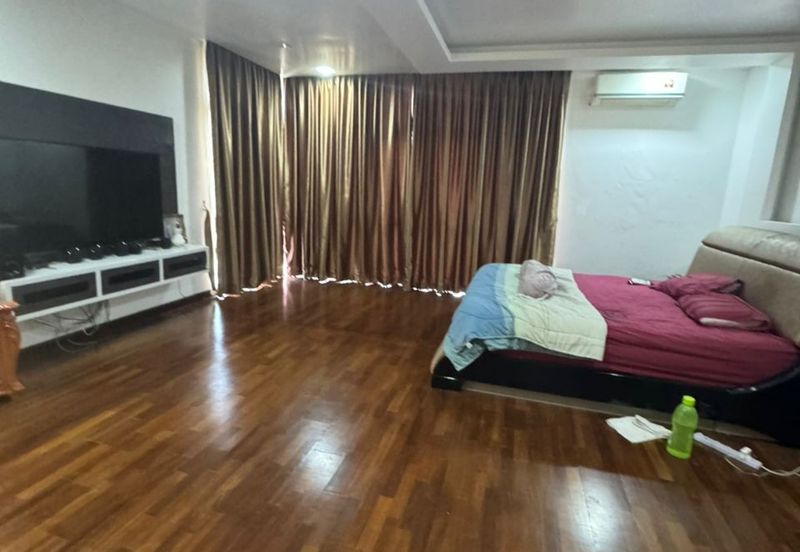 The Straits View Residences