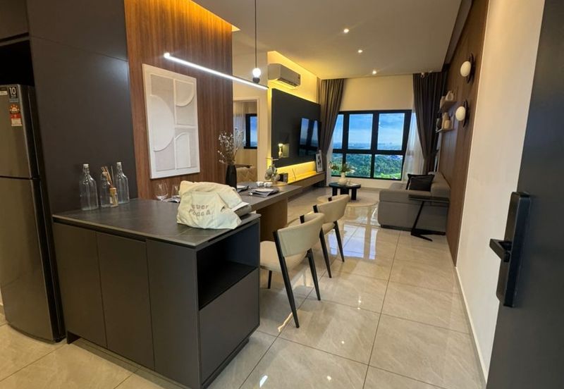 The Straits View DUO @ Permas Jaya - Brand New Luxury Apartment, FOR SALE !