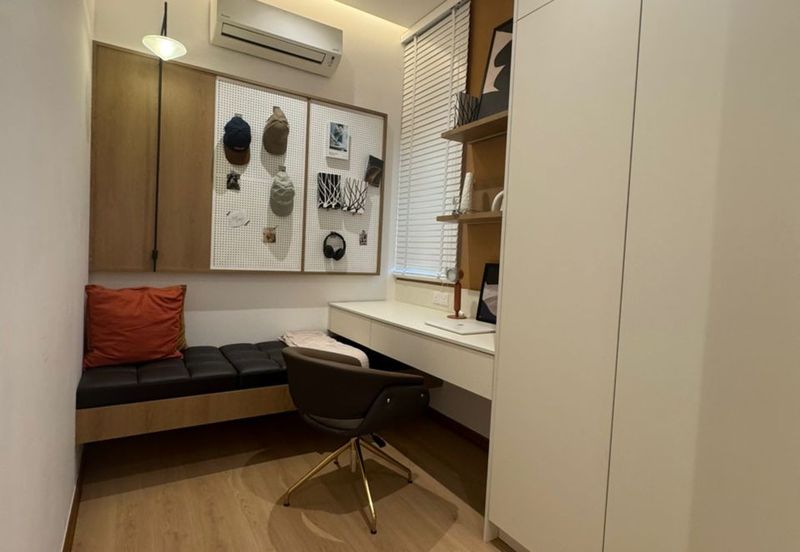 The Straits View DUO @ Permas Jaya - Brand New Luxury Apartment, FOR SALE !