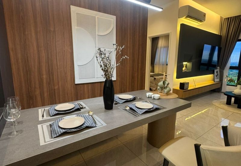 The Straits View DUO @ Permas Jaya - Brand New Luxury Apartment, FOR SALE !