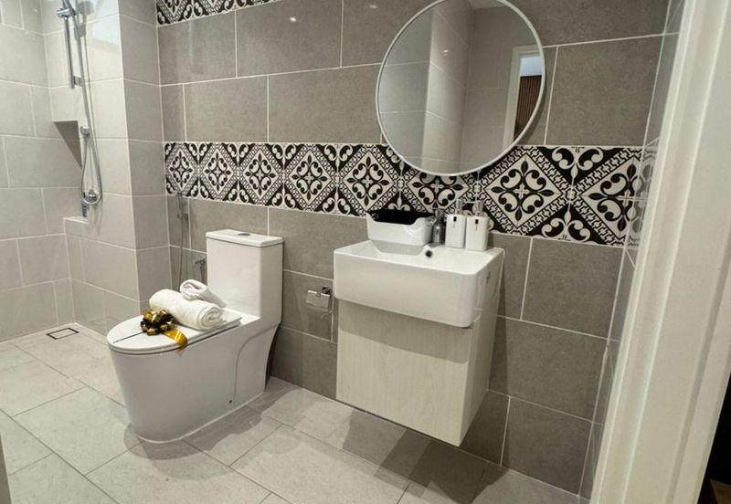 The Straits View DUO @ Permas Jaya - Brand New Luxury Apartment, FOR SALE !