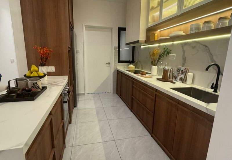 The Straits View DUO @ Permas Jaya - Brand New Luxury & Spacious Apartment, FOR SALE !