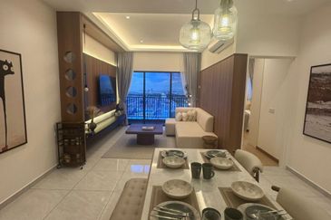 The Straits View DUO @ Permas Jaya - Brand New Luxury & Spacious Apartment, FOR SALE !