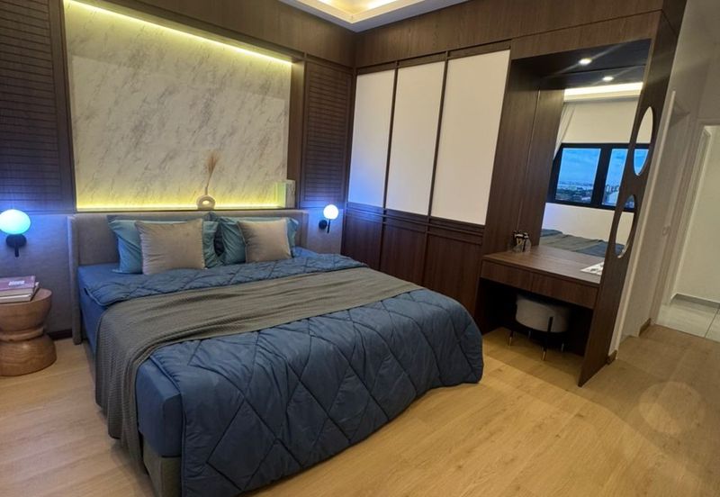 The Straits View DUO @ Permas Jaya - Brand New Luxury & Spacious Apartment, FOR SALE !