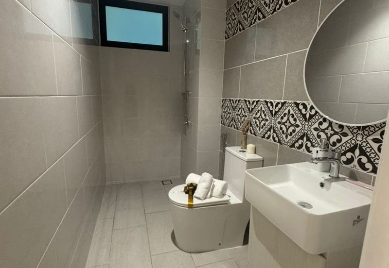 The Straits View DUO @ Permas Jaya - Brand New Luxury & Spacious Apartment, FOR SALE !