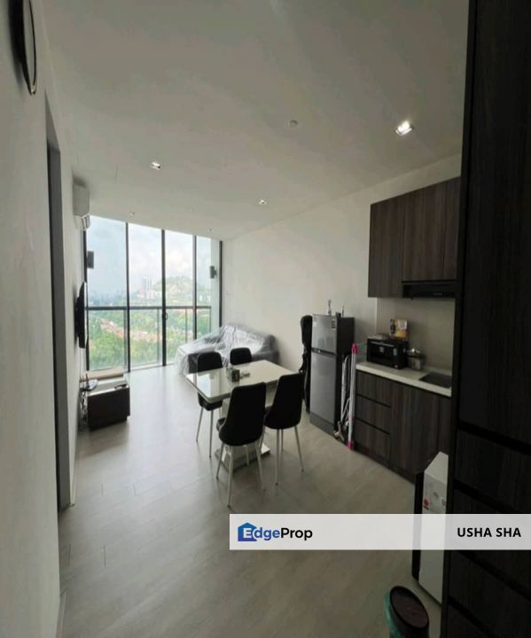 The Square @ One City - Furnished Service Residence, Freehold - Direct Access to NSK / One City Mall FOR SALE, Selangor, Subang Jaya