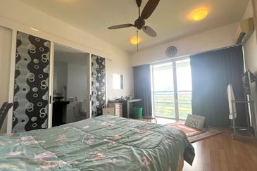 The Plaza Condominium