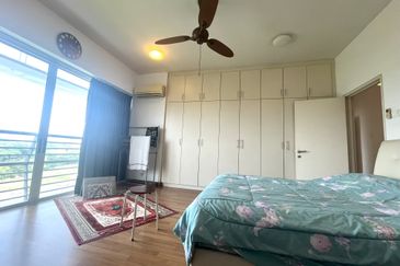 The Plaza Condominium