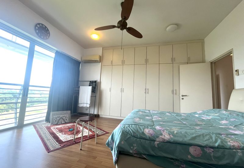 The Plaza Condominium