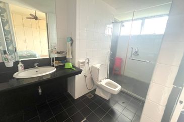 The Plaza Condominium