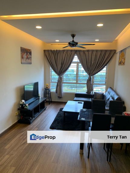 Midas Perling Apartment Renovated Partial Furnished, Johor, Johor Bahru