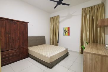 D'Summit Residences @ Kempas Utama