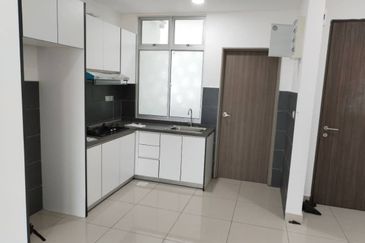 SKS Habitat Apartment, Larkin