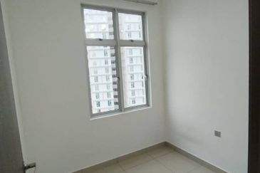 SKS Habitat Apartment, Larkin