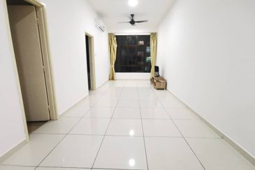 D'Summit Residences @ Kempas Utama