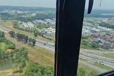 D'Summit Residences @ Kempas Utama