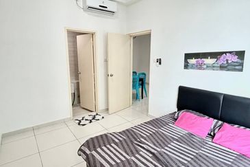 D'Summit Residences @ Kempas Utama