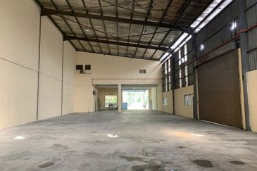 Klang Utama Semi-D Warehouse Factory 15000 Sqft