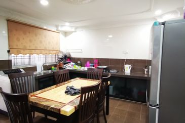 Taman Teluk Gedung Indah