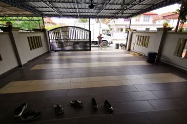 Taman Teluk Gedung Indah