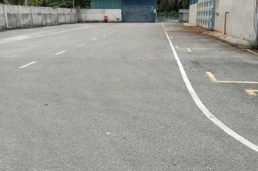 Shared Warehouse Factory Jenjarom 14k/mth only