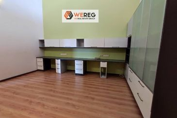 Canal Gardens, Kota Kemuning