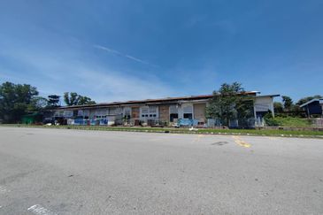 Nilai Converted Freehold Industrial Land For Sale
