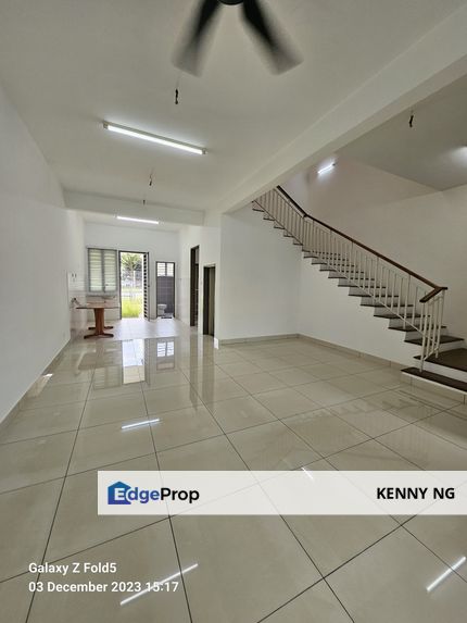 Bayu Emas Double Storey Basic Unit with 2 Airconds For Rent, Selangor, Klang