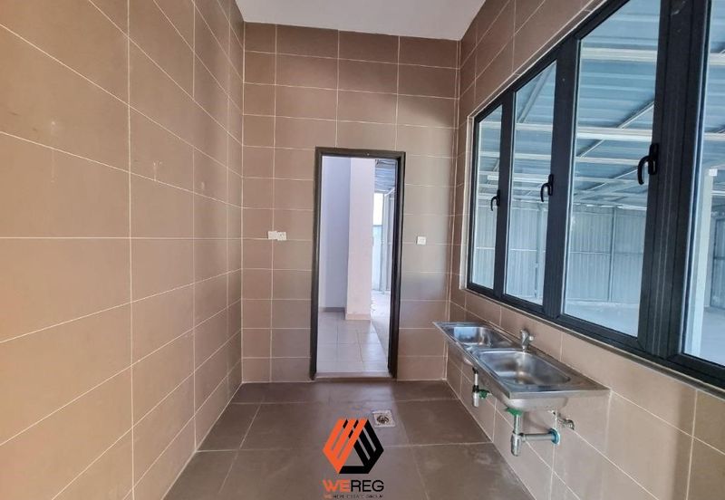 Kristal Court, Seksyen 7