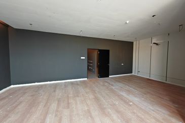 Bandar Bukit Tinggi 2 Landmark Office For Sale 