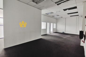 Putra Industrial Park