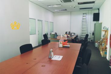 Putra Industrial Park