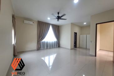 Scarlet @ Bandar Rimbayu