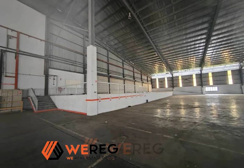 West Port, Pulau Indah