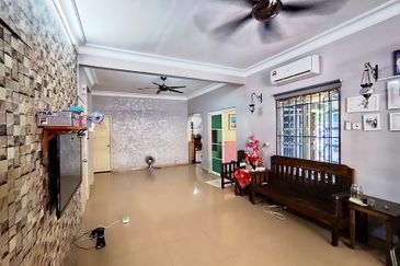 Canal Gardens, Kota Kemuning