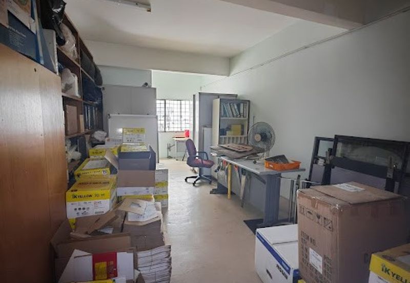 Bayu Tinggi Commercial Centre -Taipan