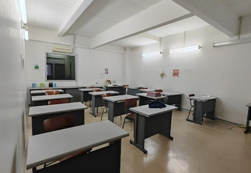 Bayu Tinggi Commercial Centre -Taipan