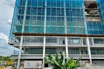 Cheras Netizen Shop near MRT.Bandar Tun Hussein Onn, Cheras, Selangor, Cheras Batu 9. Kuala Lumpur