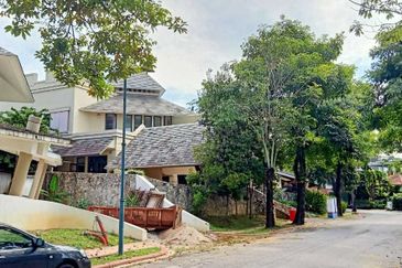 Gita Bayu, Seri Kembangan.