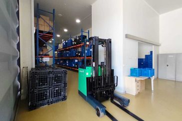 Port Klang, Factory, Sg Kapar Indah, Klang.