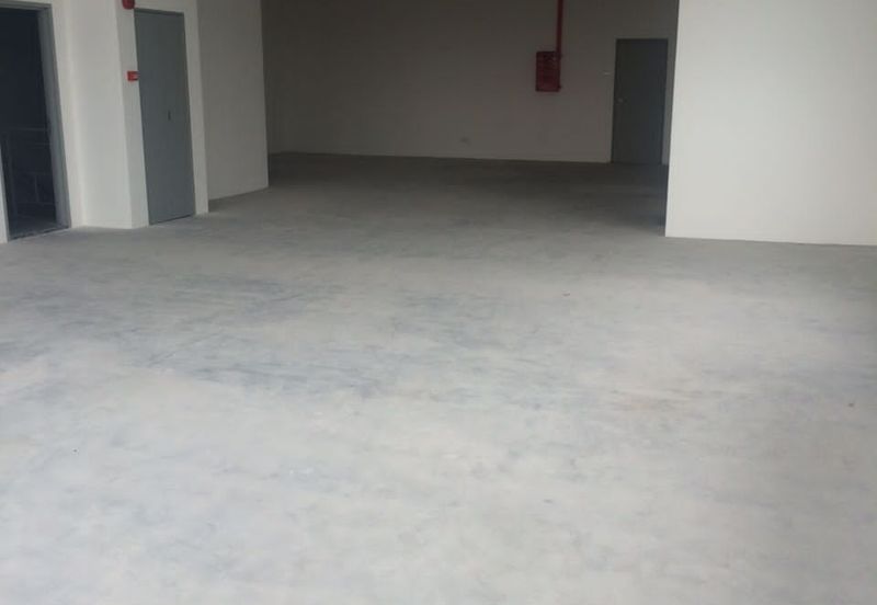 3 Storey Semi D Factory for SALES in Palms Industrail Park, Bandar Technology, Kajang. Selangor.