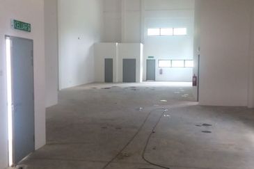 3 Storey Semi D Factory for SALES in Palms Industrail Park, Bandar Technology, Kajang. Selangor.