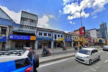 5 Storey  Shop for Sales in Pudu.! Jalan Pudu, KLCC, KL City, Kuala Lumpur.