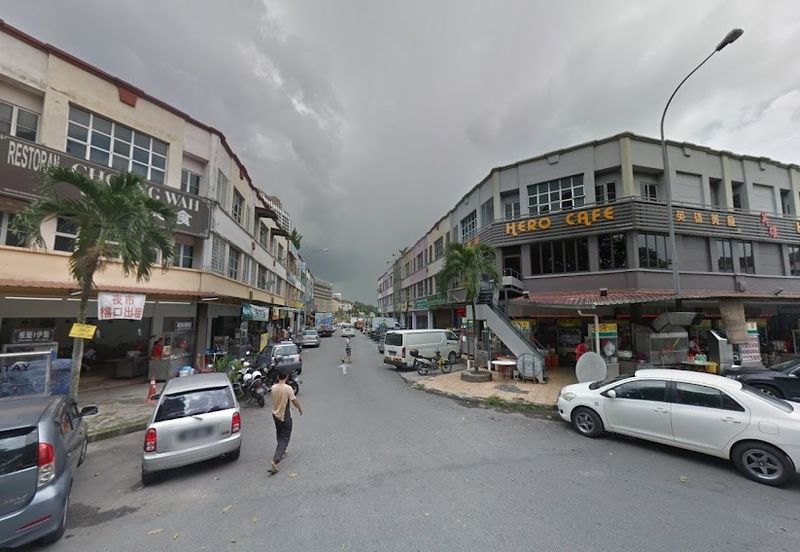 Shop for Sales in Balakong , Seri Kembangan, Cheras.