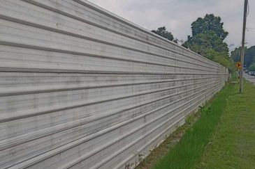 Agricultural Land in Klang for SALES!  Setia Alam. Selangor.