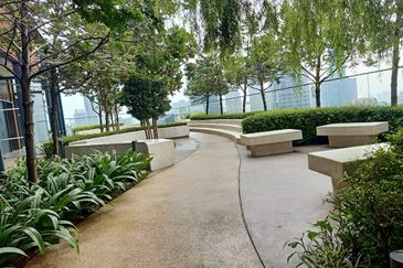 Aria Luxury Residence