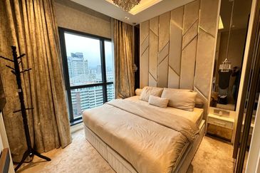 Aria Luxury Residence